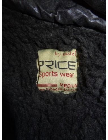 Geaca neagra fas scurta guler tip tunica si buzunar la piept Price