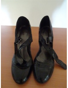 Pantofi dama cu toc inalt si prindere catarama