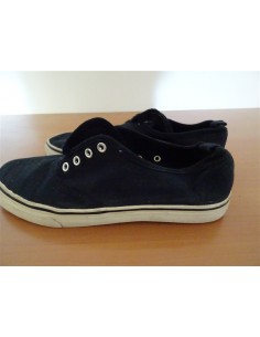 Tenisi negri unisex cu talpa alba