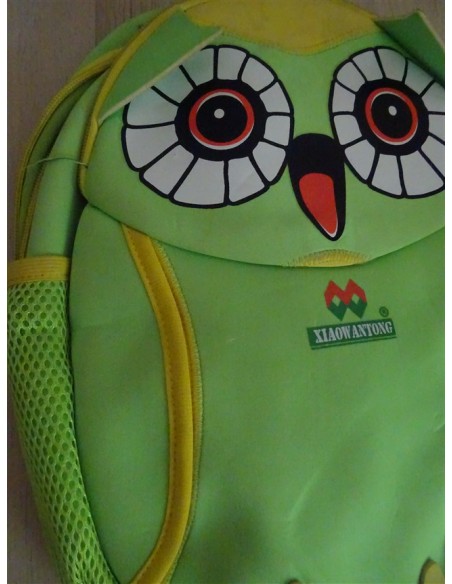 Ghiozdan gradinita verde model bufnita