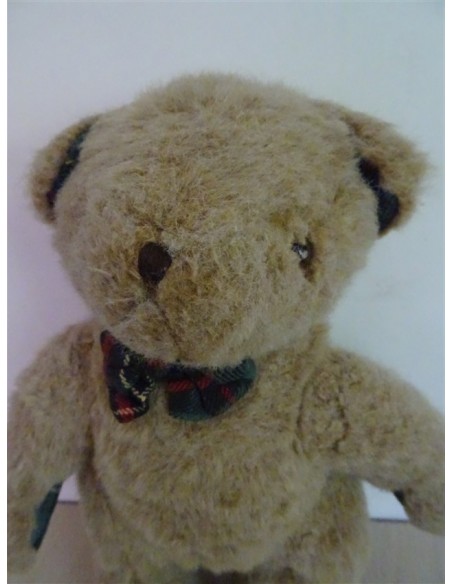 Ursuletul Bruni cu papion