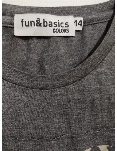 Tricou cu franjuri si scrie pe piept Fan Basic
