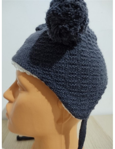 Caciula calduroasa din tricot cu moate si inchidere cu snur Baisite