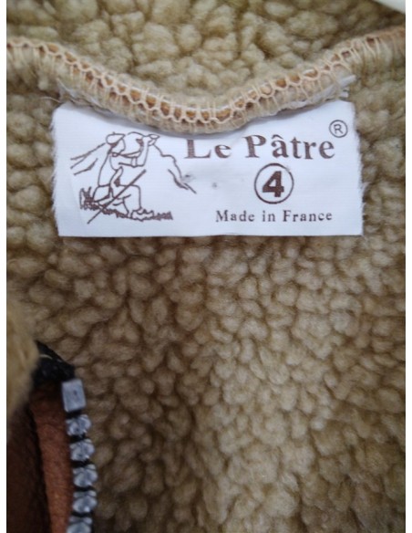 Vesta imblanita fara maneci cu guler si fermoar Le Patre