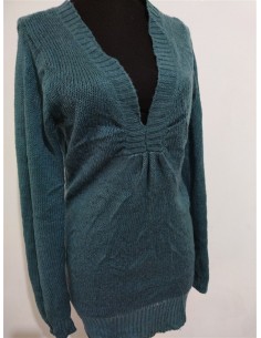 Pulover lung model V de la Terranova 2