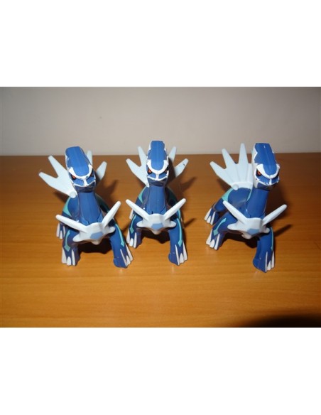 Set 3 figurine monstri cu aripi