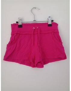 Pantaloni scurti roz cu buzunare si snur in talie