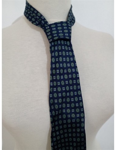 Cravata barbateasca lunga si lata bleumarin si forme geometrice Canda