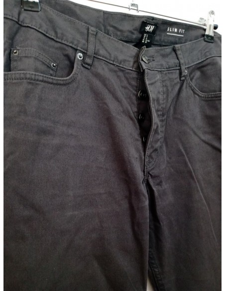 Jeans negri cu nasturi HM