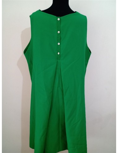 Rochie medie verde fara maneci cu nasturi la...