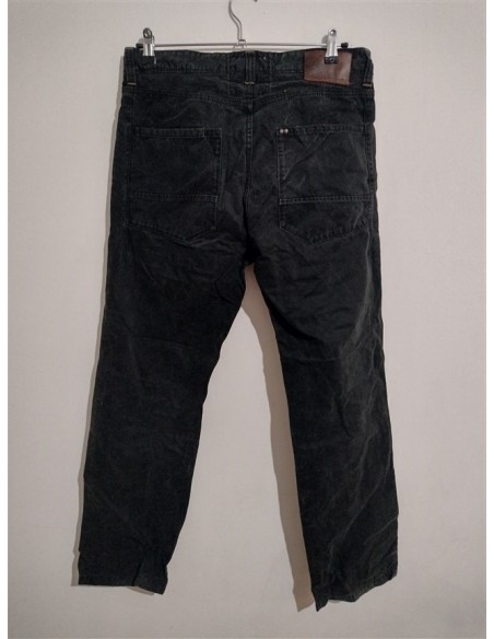 Pantaloni tip jeans cu aspect prespalat