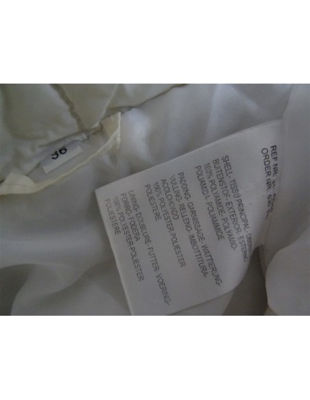 Geaca dama alba cu fermuar si guler inalt