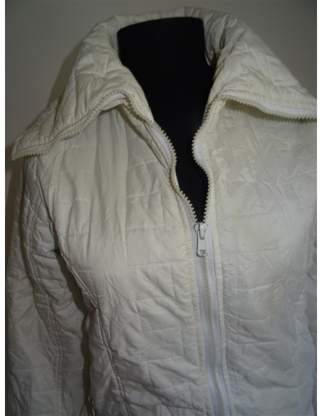 Geaca dama alba cu fermuar si guler inalt